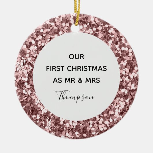 初めてのクリスマスはミセス・ミセス・バラ金ゴールドグリッター セラミックオーナメント (正面)