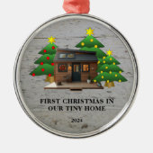 初めてのクリスマスは我々の小さな家の田舎の メタルオーナメント (正面)
