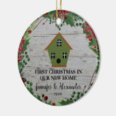 初めてのクリスマスは我々の新しいホームウッドバードハウス セラミックオーナメント (左)