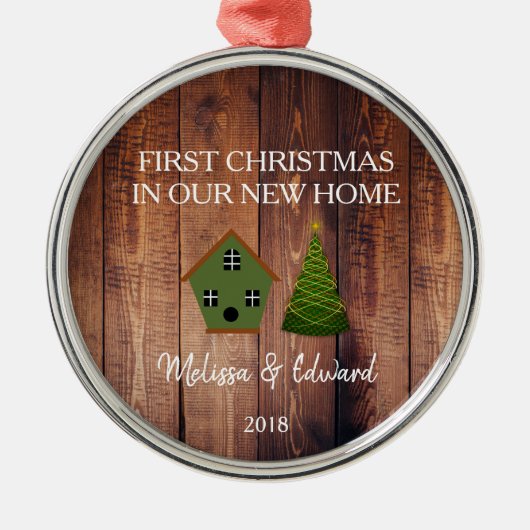 初めてのクリスマスは我々の新しいホームウッドバードハウス メタルオーナメント (正面)