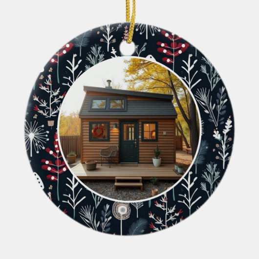 初めてのクリスマスは私たちのTiny Home写真 セラミックオーナメント (正面)