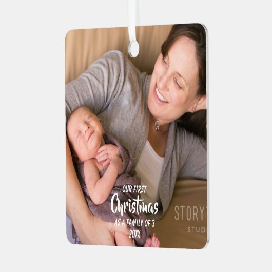 初めてのクリスマスは3人の家族として メタルオーナメント (正面左)