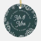 初めてのクリスマスはMrそしてミセス |バックフォト セラミックオーナメント (正面)