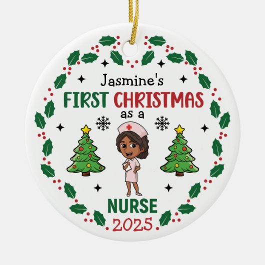初めてのクリスマスをナースとしてパーソナライズされた セラミックオーナメント (正面)