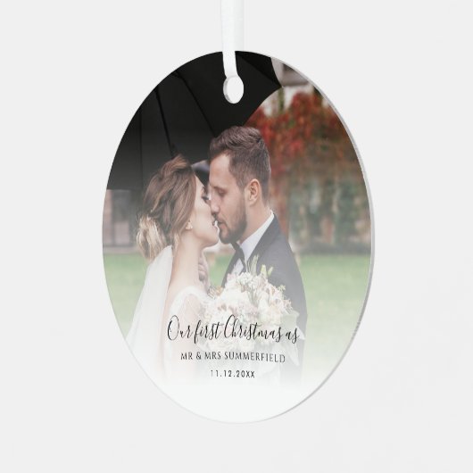 初めてのクリスマスをミセスの写真結婚として メタルオーナメント (正面左)
