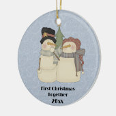 初めてのクリスマスを一緒に雪のカップル セラミックオーナメント (左)