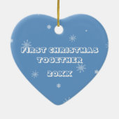 初めてのクリスマスを一緒。カスタムクリスマス セラミックオーナメント (裏面)