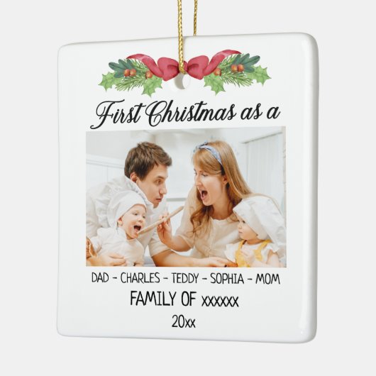 初めてのクリスマスを家族と一緒カスタムに2枚 セラミックオーナメント (左)