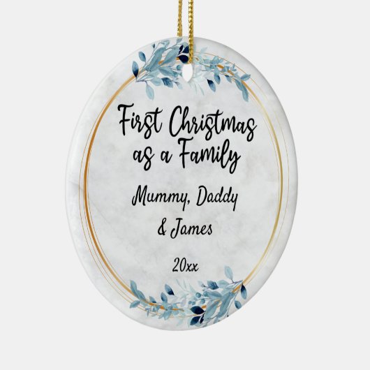 初めてのクリスマスを家族の名前をカスタムすると写真として セラミックオーナメント (右)
