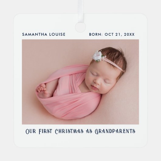 初めてのクリスマスを祖父母としてベビー写真カスタム メタルオーナメント (正面)