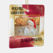 初めてのクリスマスを祖父母として赤と金ゴールド セラミックオーナメント (右)