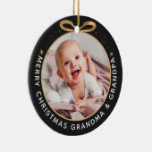 初めてのクリスマスを祖父母として黒い金ゴールド写真 セラミックオーナメント (右)