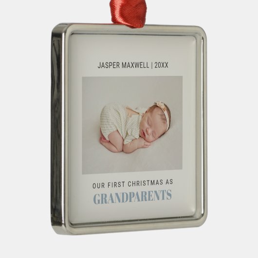 初めてのクリスマスを祖父母の男の赤ちゃん写真 メタルオーナメント (右)