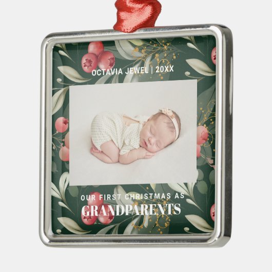 初めてのクリスマスを祖父母の花の果実として メタルオーナメント (左)