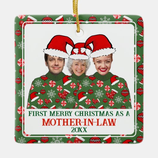 初めてのクリスマスを義母の醜いセーターとして セラミックオーナメント (正面)