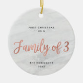 初めてのクリスマスを3大理石のファミリパーソナライズされたとして セラミックオーナメント (正面)