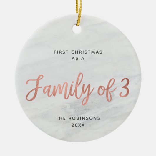 初めてのクリスマスを3大理石のファミリパーソナライズされたとして セラミックオーナメント (正面)