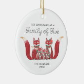初めてのクリスマスを5つのキツネのファミリとパーソナライズされたする セラミックオーナメント (右)