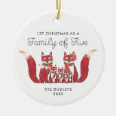 初めてのクリスマスを5つのキツネのファミリとパーソナライズされたする セラミックオーナメント (正面)