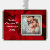 初めてのクリスマスをMommy Daddy写真としてパーソナライズ シルバープレートフレームオーナメント (正面)