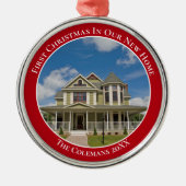 初めてのクリスマスインザニューホームカスタムハウスフォト メタルオーナメント (正面)