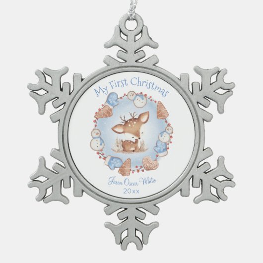 初めてのクリスマスオーナメント男の赤ちゃんブルーベージュ スノーフレークピューターオーナメント (正面)