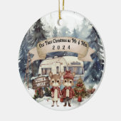 初めてのクリスマスカップルRVキャンプ新婚 セラミックオーナメント (左)