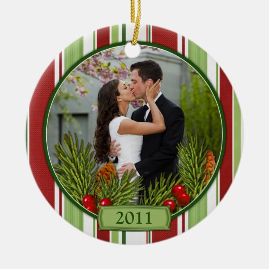初めてのクリスマスストライプズBoughs写真 セラミックオーナメント (正面)