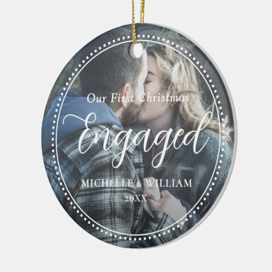 初めてのクリスマスス婚約したクリプトオーバーレイ写真 セラミックオーナメント (左)