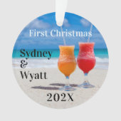 初めてのクリスマスズカップルの記念すべきトロピカルドリンク オーナメント (正面)