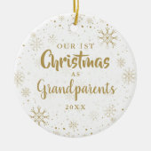 初めてのクリスマスズ祖父母の写真金ゴールド雪片 セラミックオーナメント (正面)