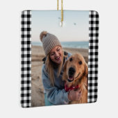 初めてのクリスマスドッグフォトブラックとホワイトプレイド セラミックオーナメント (右)