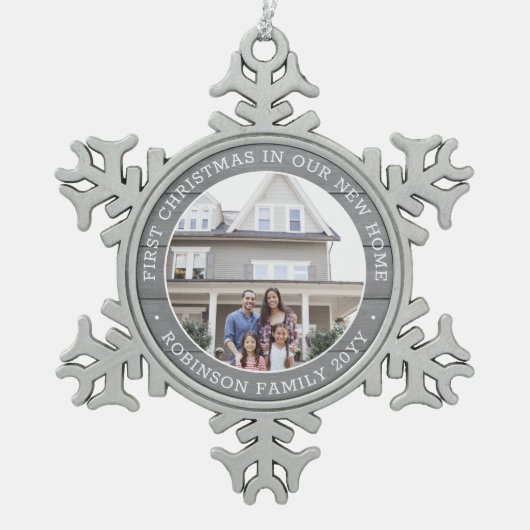 初めてのクリスマスニューホームフォトグフェイクレーウッド スノーフレークピューターオーナメント (正面)