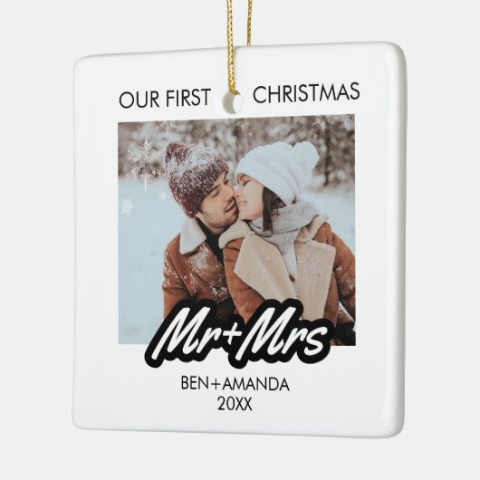 初めてのクリスマスパーソナライズされたは写真とミセス セラミックオーナメント (左)