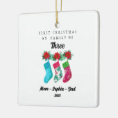 初めてのクリスマスパーソナライズされたを3人の家族として セラミックオーナメント (左)
