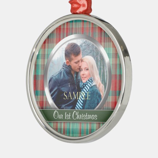 初めてのクリスマスプレイド写真テンプレート メタルオーナメント (左)