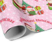 初めてのクリスマスベビーガールのパーソナライズ名ピンク ラッピングペーパー (ロールコーナー)