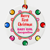 初めてのクリスマスベビーガール幾何学赤緑 セラミックオーナメント (正面)
