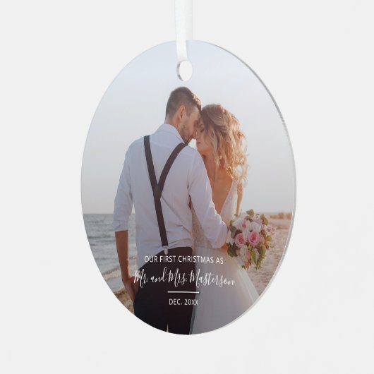 初めてのクリスマスミスター・アンド・ミセス・カップルの写真の休日 メタルオーナメント (正面左)