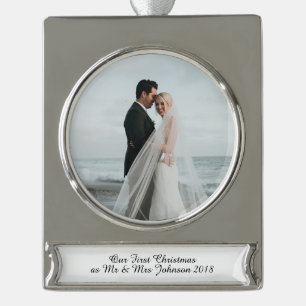 初めてのクリスマスミスター・アンド・ミセス・結婚したカップルオーナメント シルバープレートバナーオーナメント