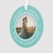 初めてのクリスマスミスター&ミセス2フォトモダンティール（緑がかった色） オーナメント (正面)