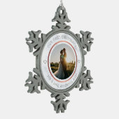 初めてのクリスマスミスター&ミセス・フォトマーブルエレガント スノーフレークピューターオーナメント (左)