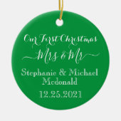 初めてのクリスマスミセス&ミスター・グリーン・レッドパーソナライズされた セラミックオーナメント (正面)