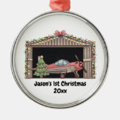 初めてのクリスマスレッドフライトツリーハングラーパイロットボーイ メタルオーナメント (正面)