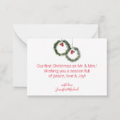 初めてのクリスマス休日の緑のオーナメント写真 ノートカード (裏面)