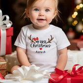 初めてのクリスマス名前の女の子トナカイ ベビーTシャツ