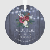 初めてのクリスマス夫妻の素朴なフローラ写真 オーナメント (裏面)