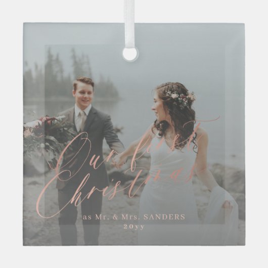 初めてのクリスマス夫妻の結婚した写真 ガラスオーナメント (正面)