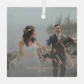 初めてのクリスマス夫妻の結婚した写真 ガラスオーナメント (裏面)