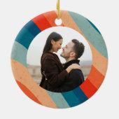 初めてのクリスマス婚約したのサイケデリック波状写真 セラミックオーナメント (裏面)